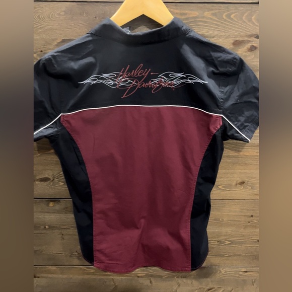 HARLEY DAVIDSON Adult Womens Burgundy and Black Short Sleeve Shirt 99089-09VW - Picture 5 of 5